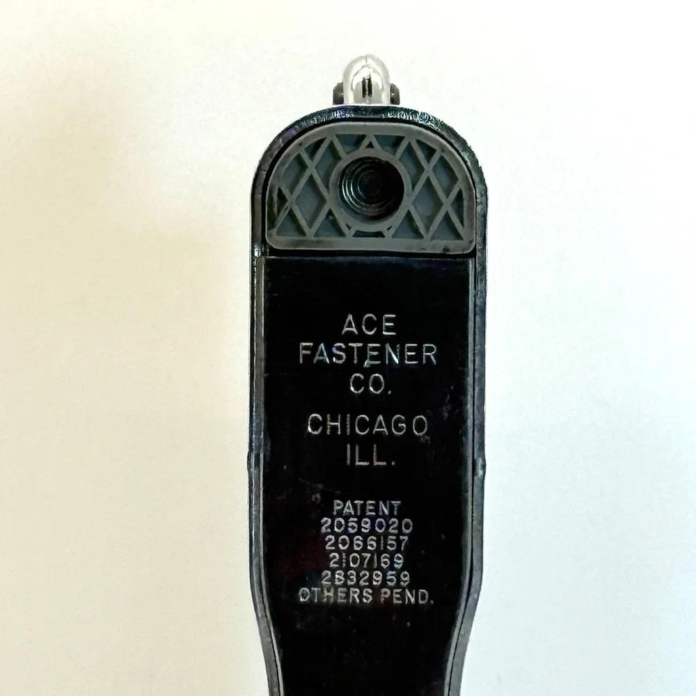 VTG Ace Fastener Aceliner Model 502 Chrome Black Cap‎ Stapler Chicago USA Retro